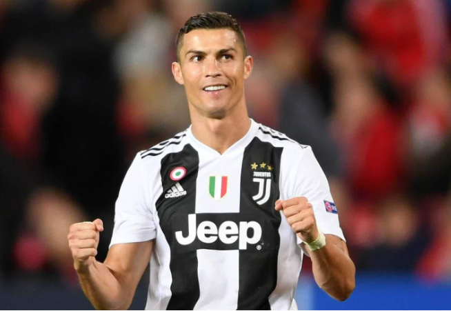 备战德比，被召回的外租小将奥贡奈耶被召入卡里克一线队训练