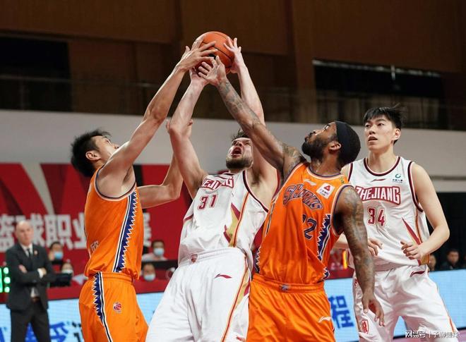 亚洲羽球混合团体赛｜ 大马1比2落后印尼 梁峻豪惊险救赛点扳回一城