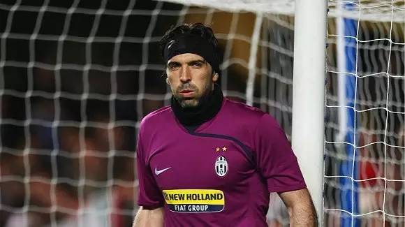 国米门将更替引热议，维卡里奥性价比突出，但适配性与未来规划存疑。