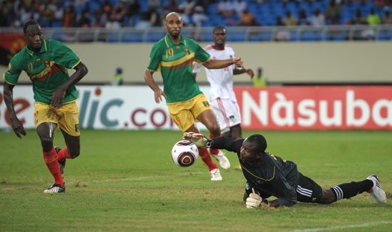 伍德盖特：希望阿隆索能保住帅位，若只给6个月时间毫无意义