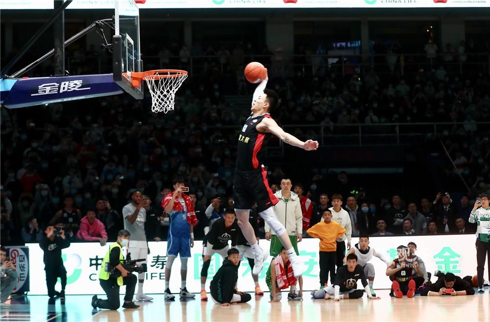 [NBA]常规赛12月31日：活塞VS湖人