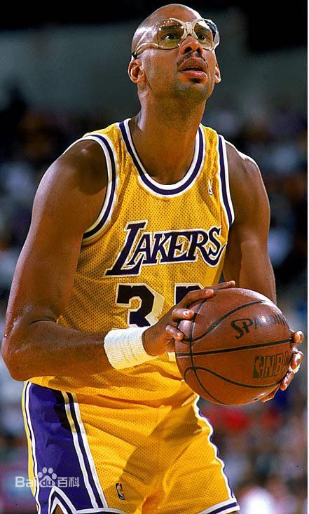 亚冠二级战报：布伦纳帽子戏法，南定绿钢9-0狂胜东方